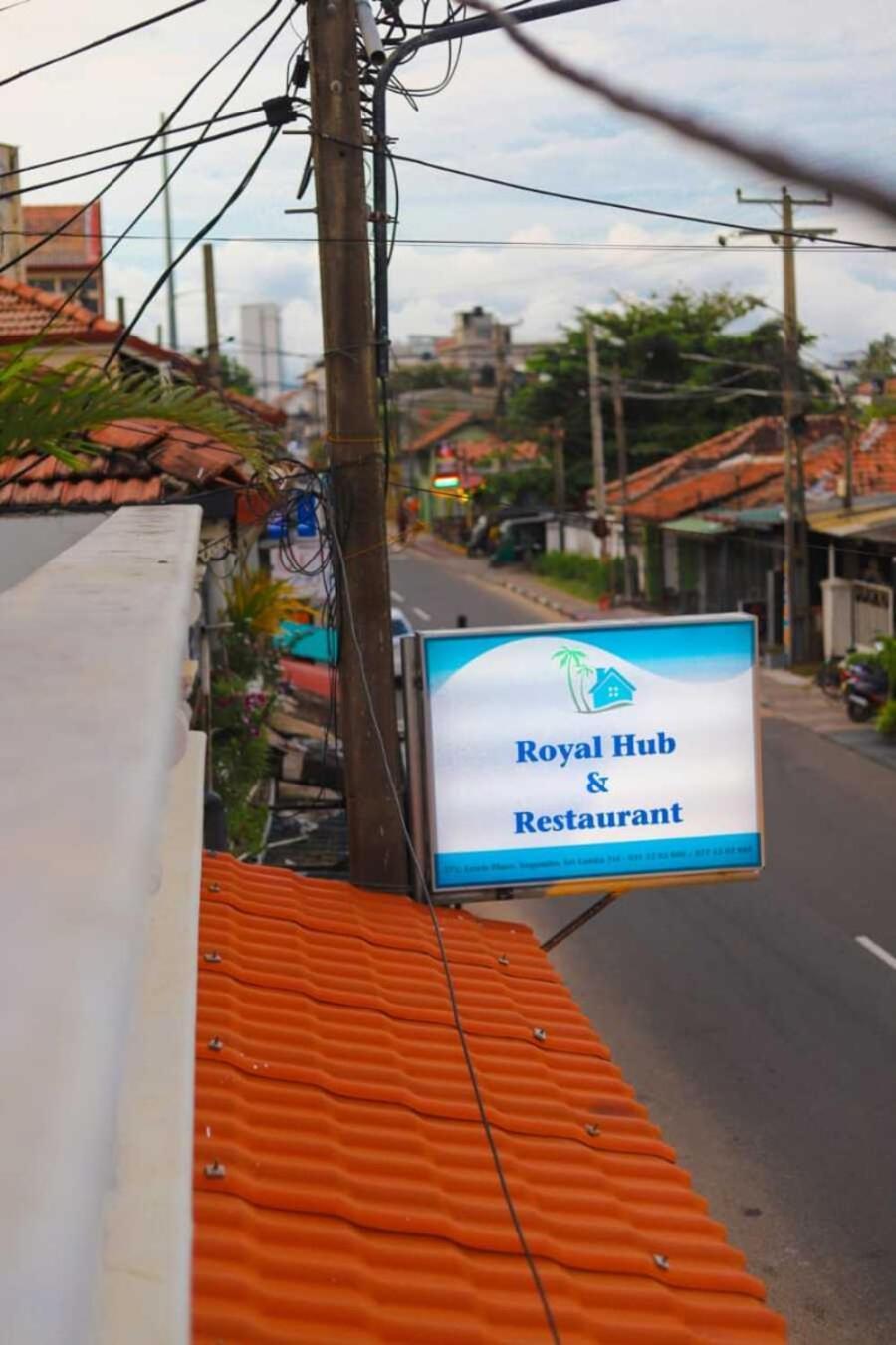 Royal Hub Otel Kudapaduwa Dış mekan fotoğraf